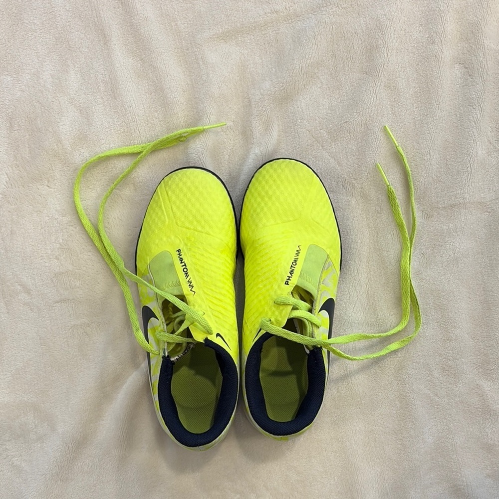 Nike phantom Yellow athletic shoes Vibrant Modern Design